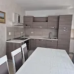 Tonci Apartamento *