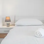 Tonci *