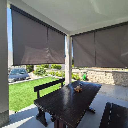 Tonci Apartman Tribalj