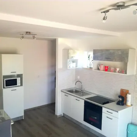 Tonci Apartment