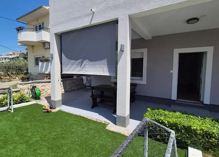 Tonci Tribunj (Sibenik-Knin)