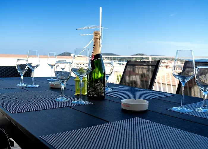 Tonci Трибунь